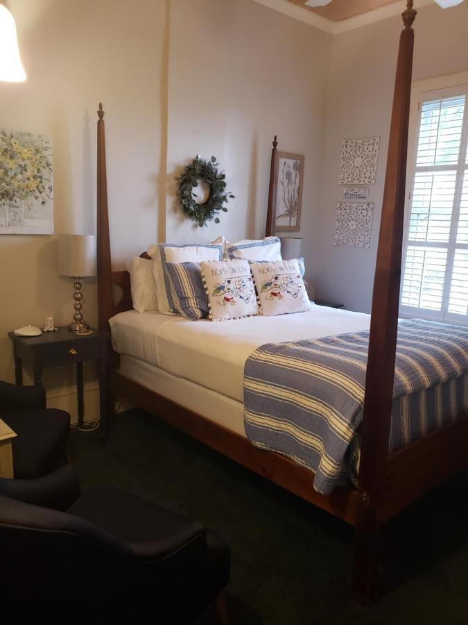 Pecan Tree Inn Beaufort Ngoại thất bức ảnh